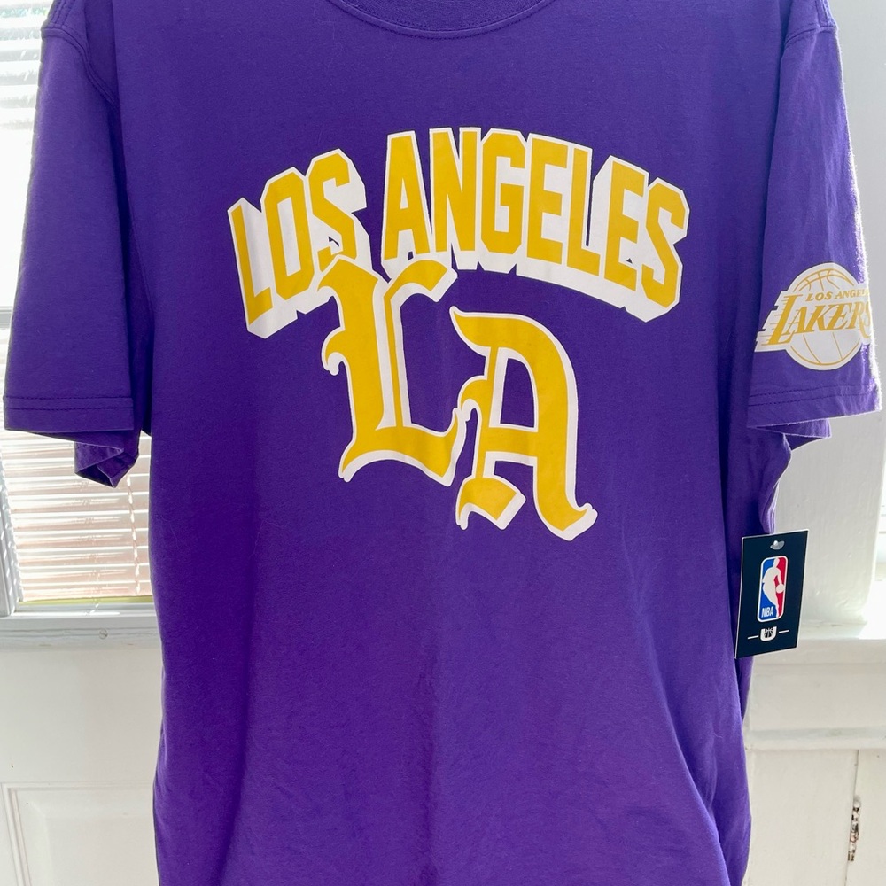 NBA Purple and Yellow Los Angeles LA Lakers Short Sleeve Tee New with Tags